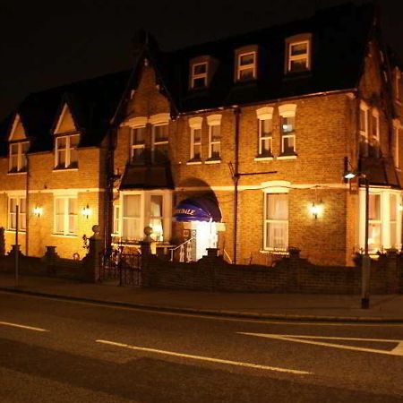 Kirkdale Hotel クロイドン エクステリア 写真